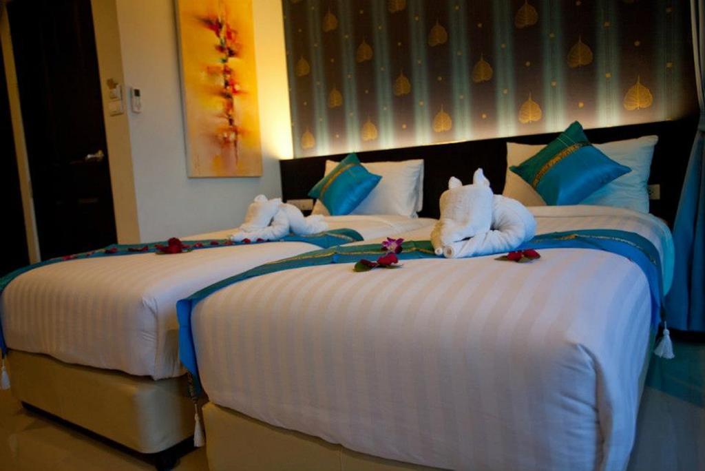 Kata Green Beach Hotel Exterior foto